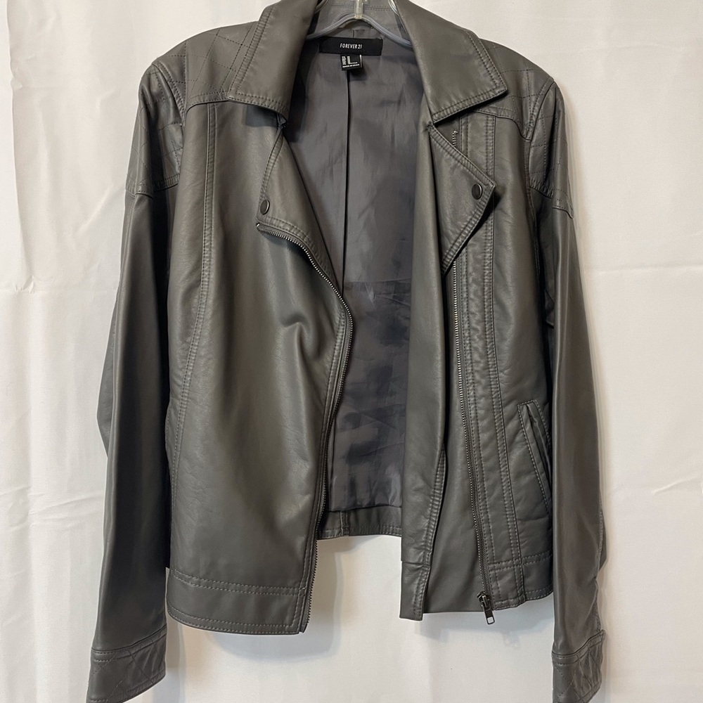 Forever 21 Faux Leather Jacket Gray Women’s Medium